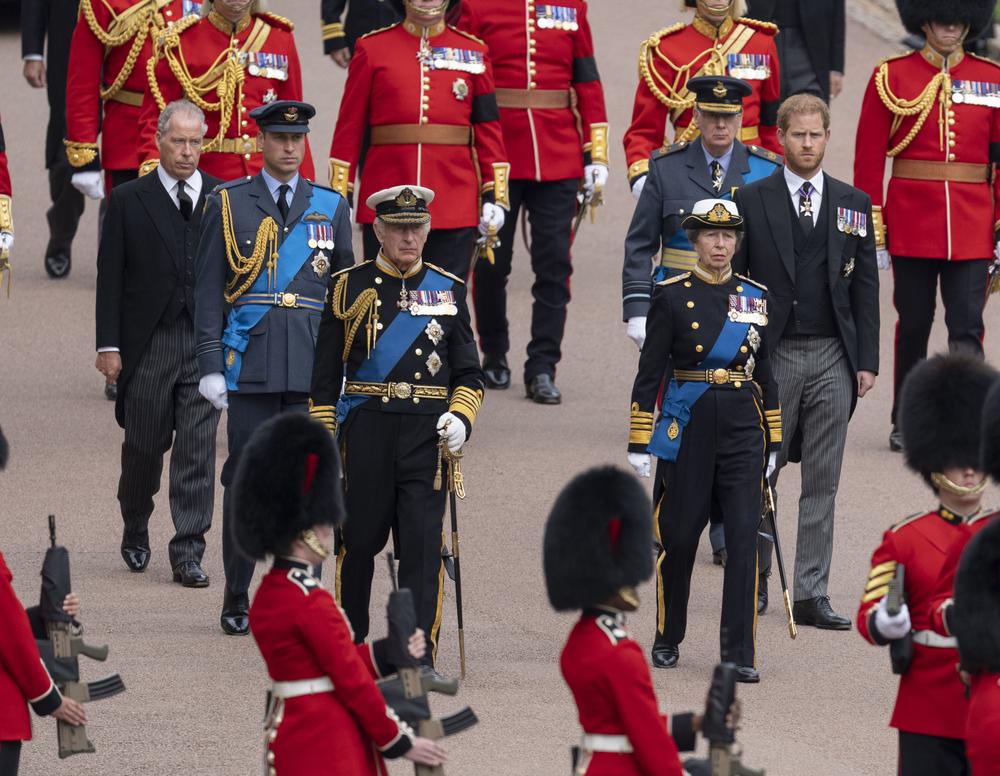 Le Prince Emmanuel Philibert De Savoie Va Abdiquer En Faveur De Sa