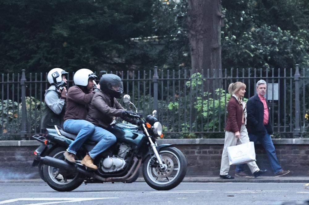 The Crown Les Photos Du Tournage De Laccident Mortel De Lady Diana