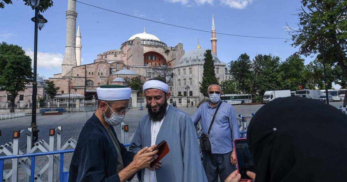 Turquie Sainte Sophie Ouverte Aux Visiteurs En Dehors Des Heures De