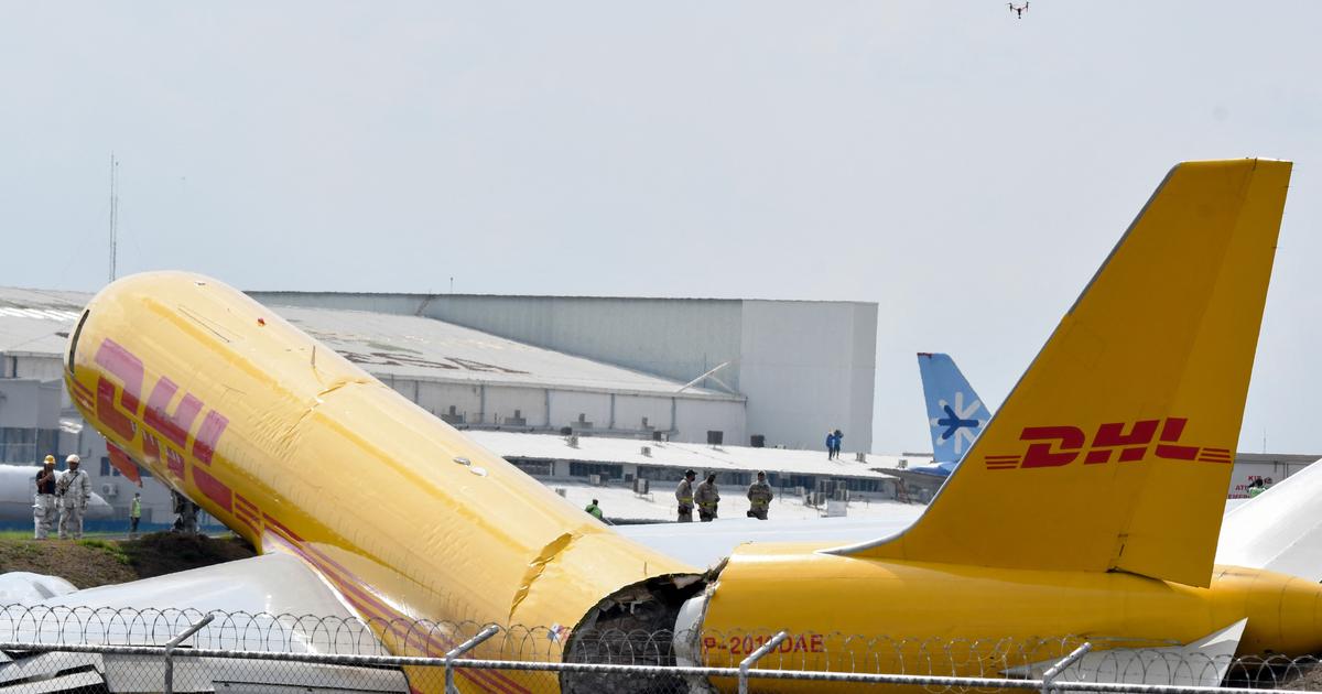 Costa Rica Un Avion Cargo Se Casse En Deux Lors D Un Atterrissage D