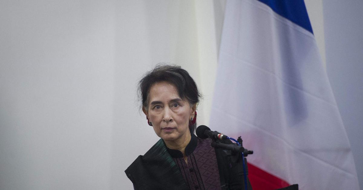 Burma Aung San Suu Kyi Sentenced To Years In Prison The Limited Times