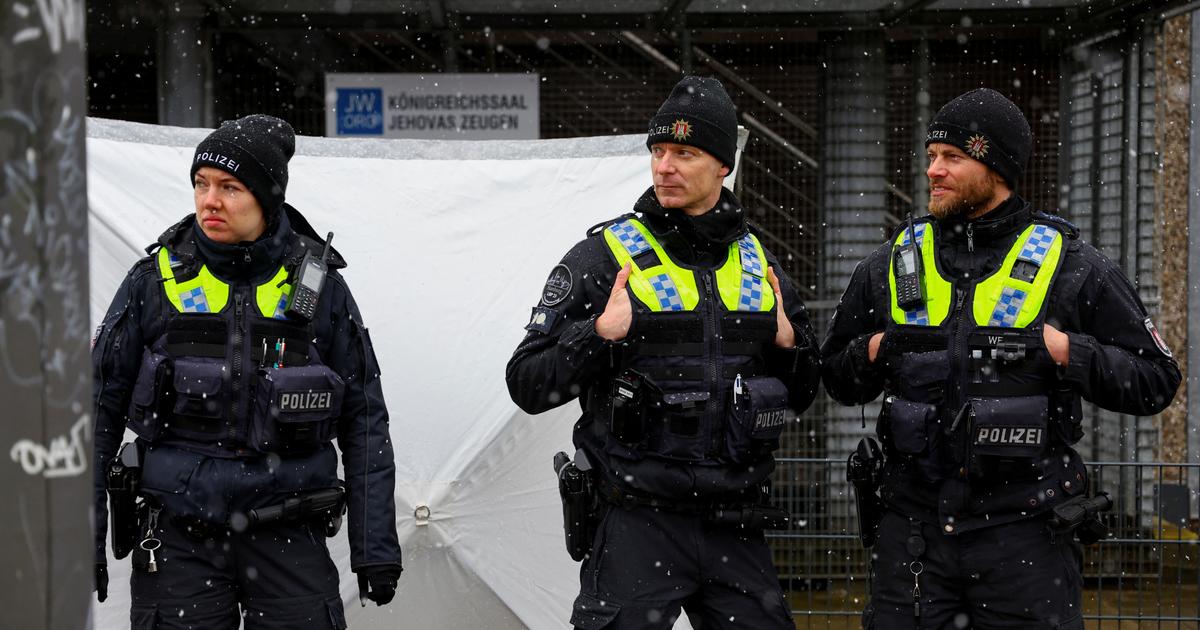 Hambourg L Auteur Pr Sum De La Fusillade Contre Des T Moins De