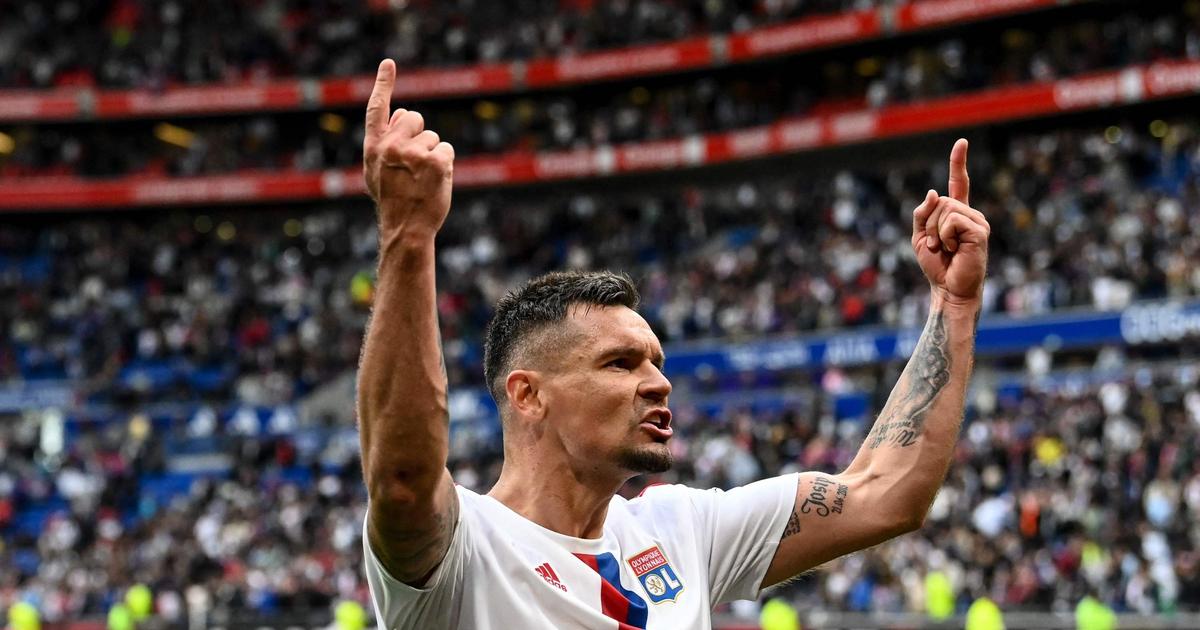 Ligue Lovren Lyon Absent Face Monaco Crumpe