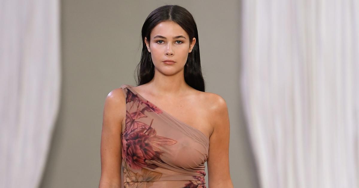 Christy Turlingtons Daughter Grace Burns Debuts Sheer Dress In Milan