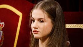 Leonor Despagne En Bikini Sur Une Plage Bien Accompagn E Cette Une Qui Affole La Maison Royale