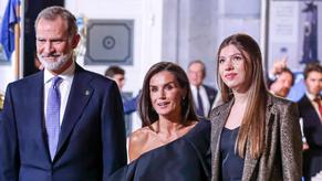 Leonor Despagne En Bikini Sur Une Plage Bien Accompagn E Cette Une Qui Affole La Maison Royale