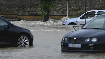 Les images impressionnantes des inondations en Moselle placée en