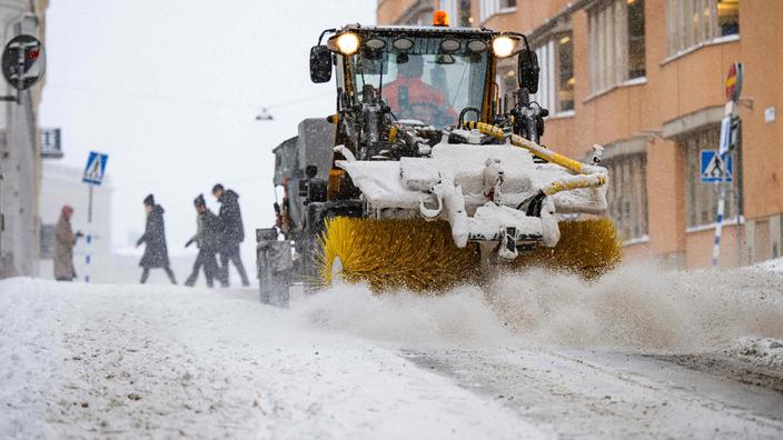 Ukraine Russie Chine Dimpressionnantes Chutes De Neige Frappent