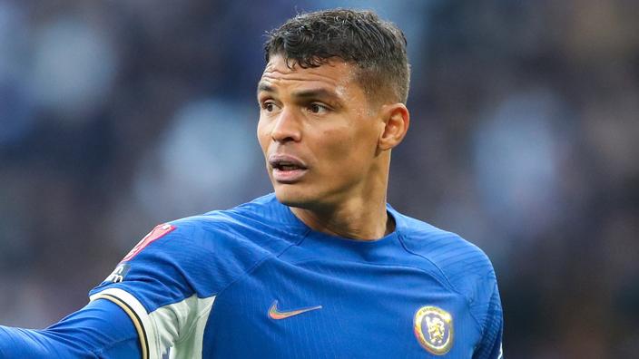 Mercato Thiago Silva Retourne Au Br Sil Et Signe Fluminense