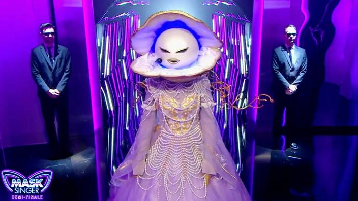 Mask Singer Quelle Chanteuse Se Cachait Derri Re Le Costume De La