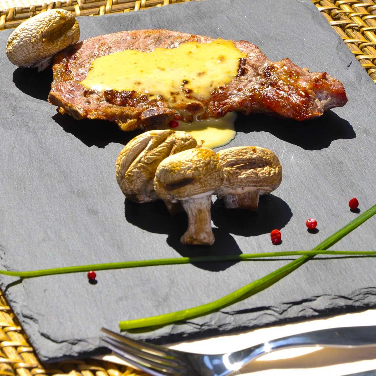 Recette côtes de porc à la moutarde - Cuisine / Madame Figaro
