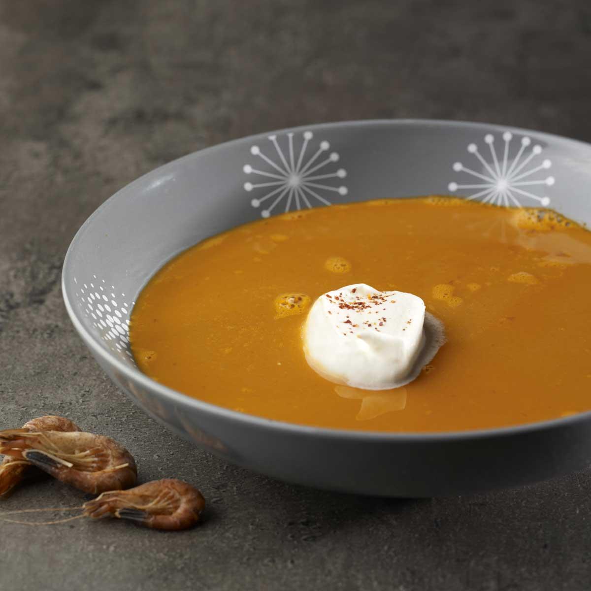 Recette capuccino de bisque de crevettes grises Cuisine / Madame Figaro