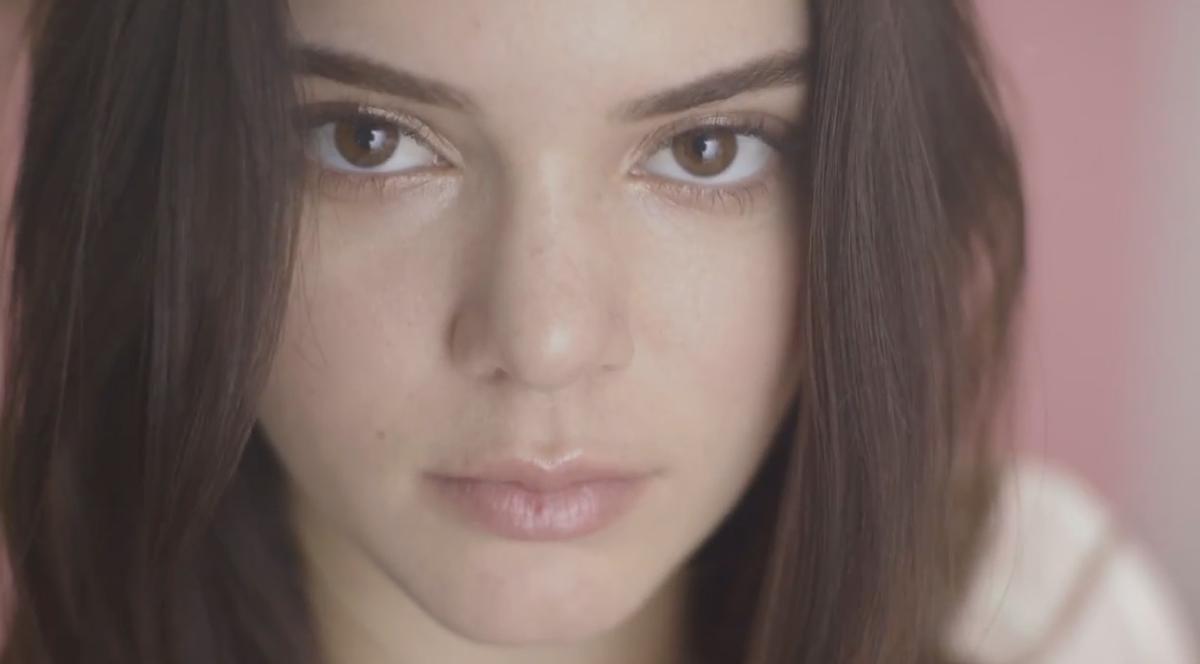 La vidéo parodique de Kendall Jenner pour répondre à ses "haters