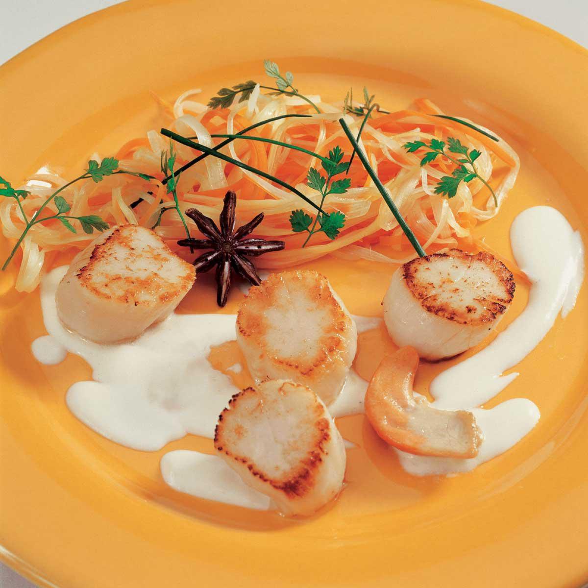 Recette noix de saintjacques poêlées et julienne de légumes Cuisine