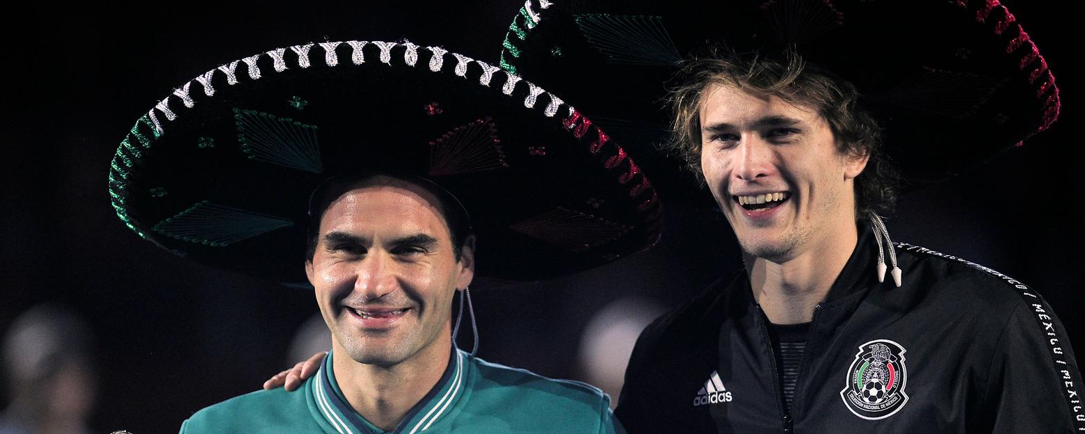 http://i.f1g.fr/media/ext/1560x624_crop/sport24.lefigaro.fr/var/plain_site/storage/images/tennis/actualites/affluence-record-a-mexico-pour-une-exhibition-federer-zverev-983081/26547004-1-fre-FR/Affluence-record-a-Mexico-pour-une-exhibition-Federer-Zverev.jpg