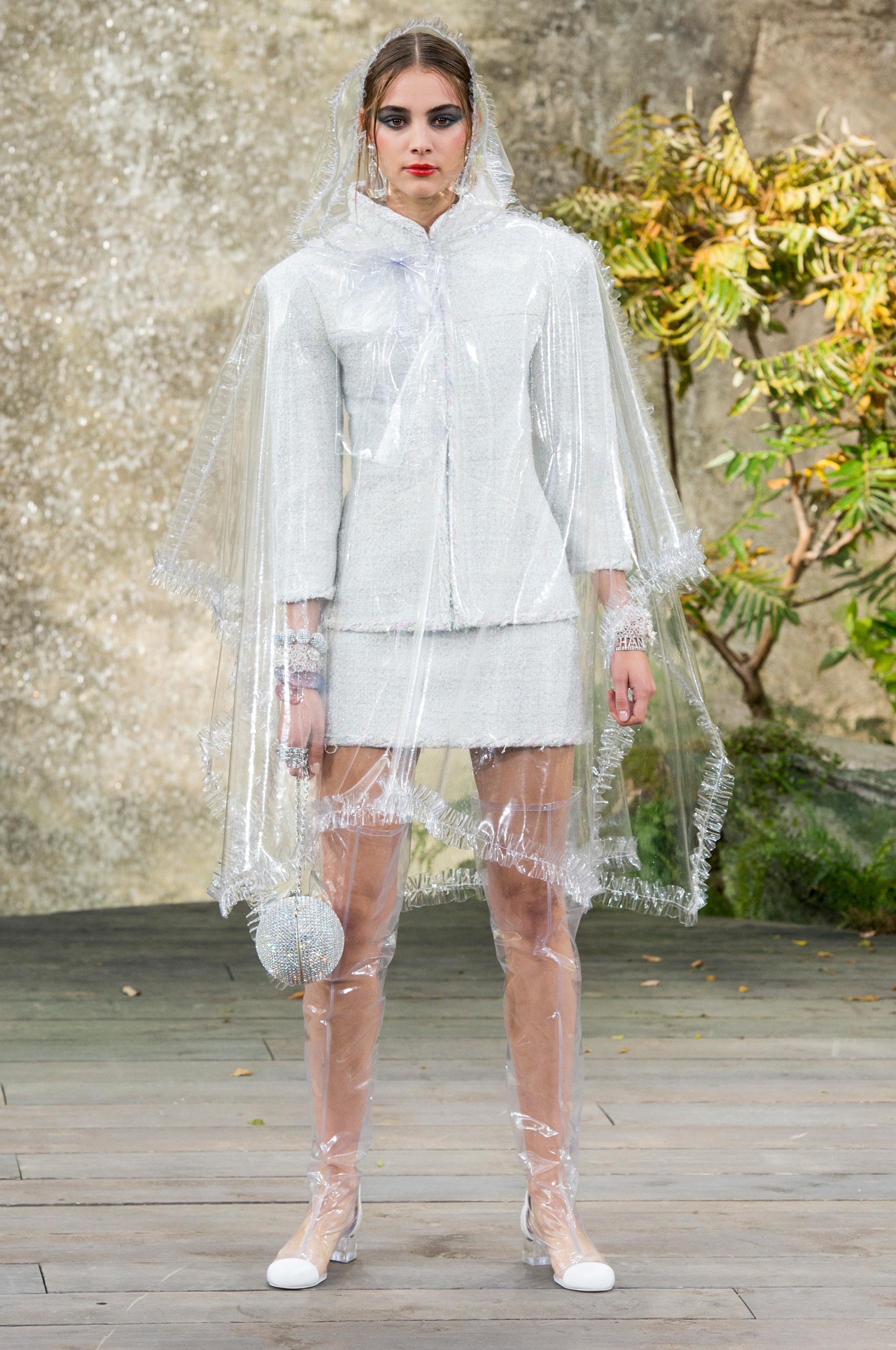 Défilé Chanel printemps,été 2018, Paris , Look 38.