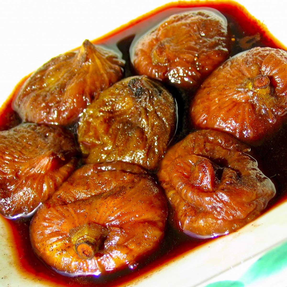 Recette figues au vin rouge Cuisine / Madame Figaro