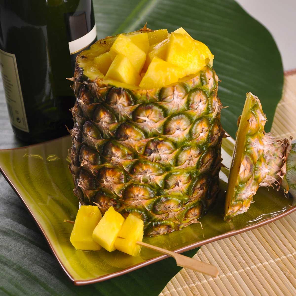 Recette ananas surprise au champagne - Cuisine / Madame Figaro