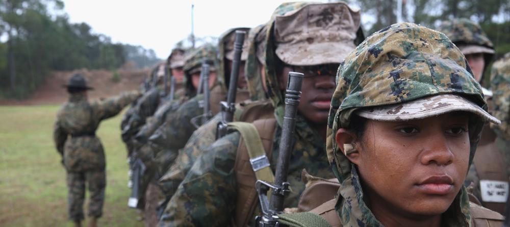 Résultat de recherche d'images pour "les filles noires dans l'armée"
