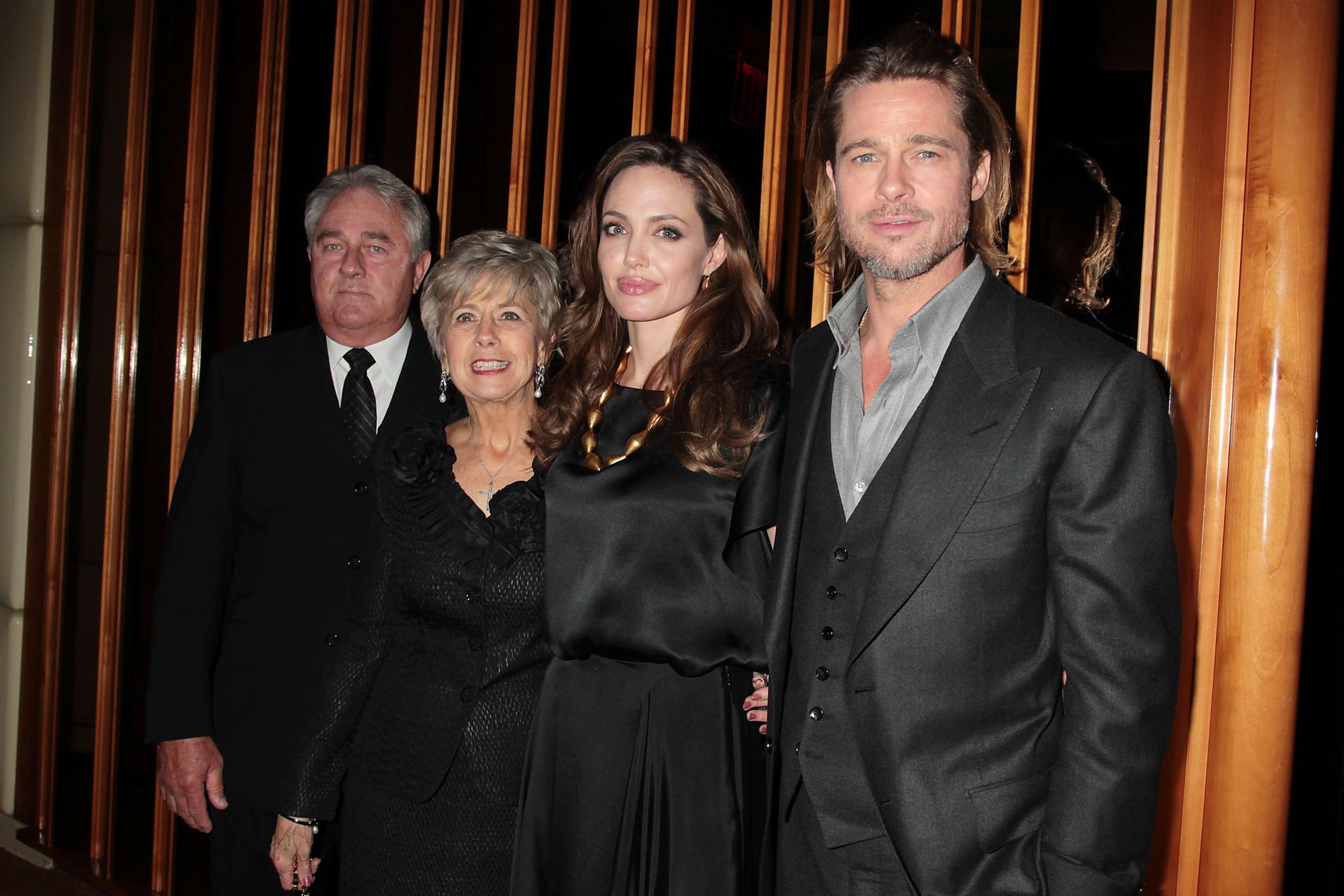 brad pitt et angelina jolie rencontre