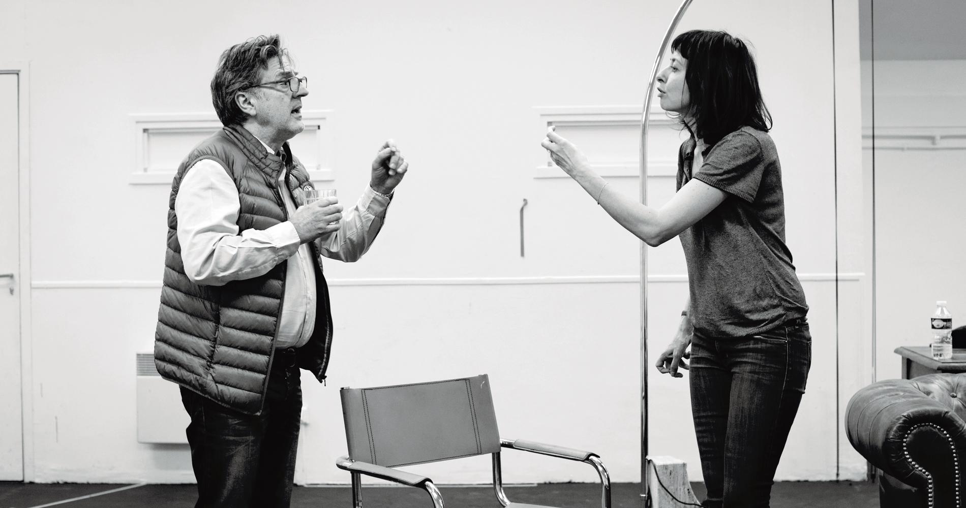 Valérie Bonneton En Couple Avec Daniel Auteuil Daniel Auteuil sur les planches - Madame Figaro