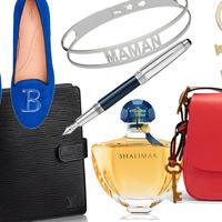 Initiales, date-clef, mots doux : des cadeaux personnalisés pour la Fête des mères