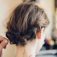 Festival de Cannes : le chignon flou de Lola Bessis, mode d'emploi 
