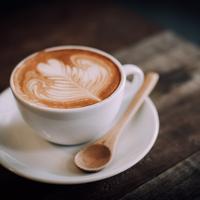 Cinq astuces pour réaliser un cappuccino parfait à la maison