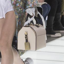 Detalhe Louis Vuitton desfile de moda primavera-verão 2018, Paris - Detalhe 2.