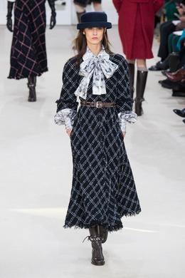 Défilé Chanel automne-hiver 2016-2017, Paris - Look 26.
