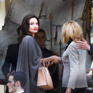 angelina jolie rencontre brad pitt