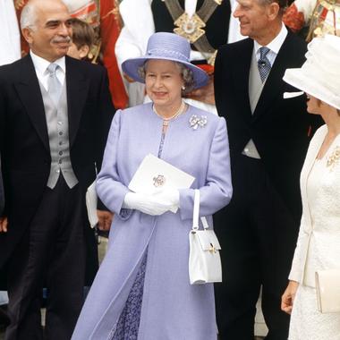 Les tenues de mariage de la reine d\u0027Angleterre Elizabeth II , 1995