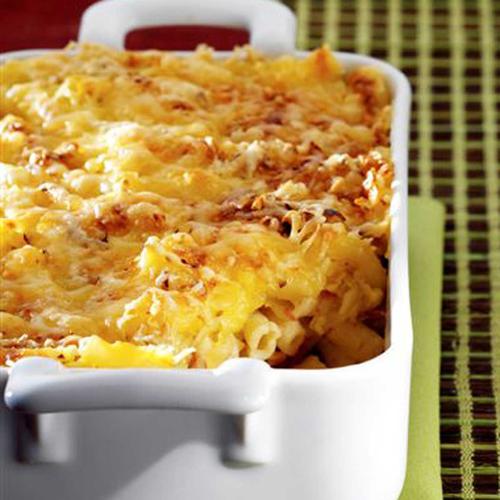 Gratin de macaronis à l'emmental et au canard confit