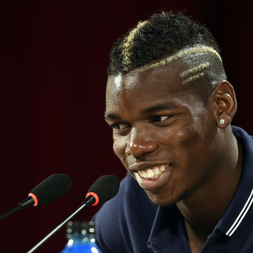 Léquipe brésilienne a adopté la crête du Mondial 2014