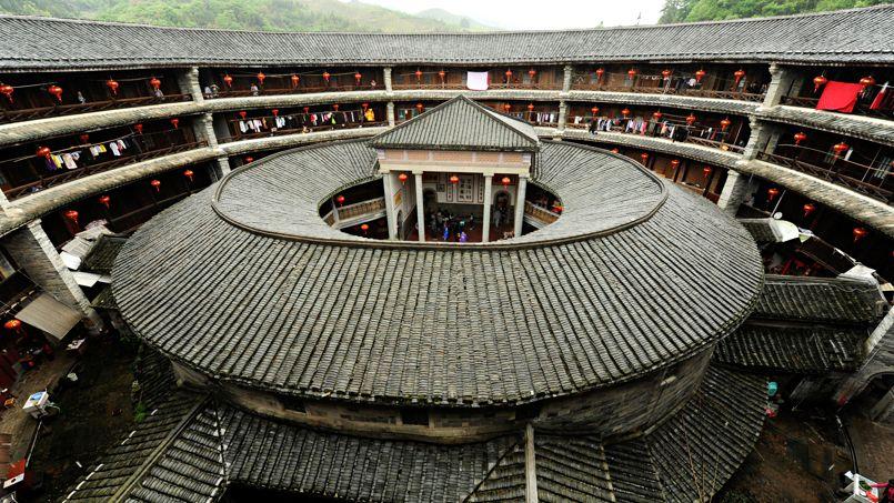 Au pays des maisons rondes de la province chinoise du Fujian ARTFIG au pays des maisons rondes de la province chinoise du fujian