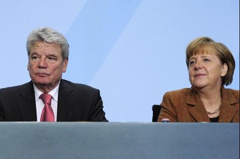 quel homme politique a ete president de deux partis differents representes au bundestag