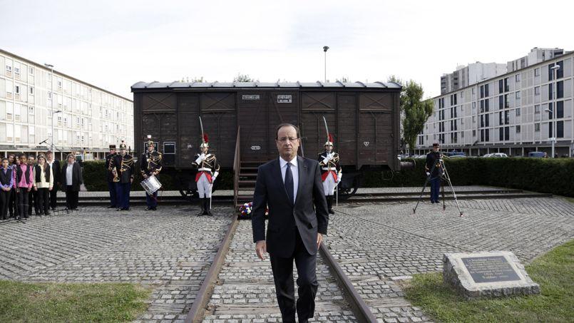 François Hollande le 21 septembre dernier, devant un train symbolisant le camp de Drancy, durant l'inauguration du nouveau mémorial de Drancy.