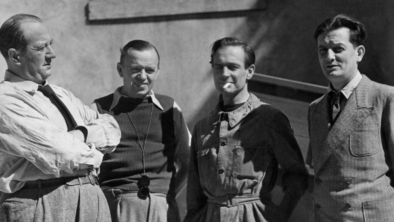 A droite, Marcel Pagnol sur le tournage du film «César» à Marseille en 1936.