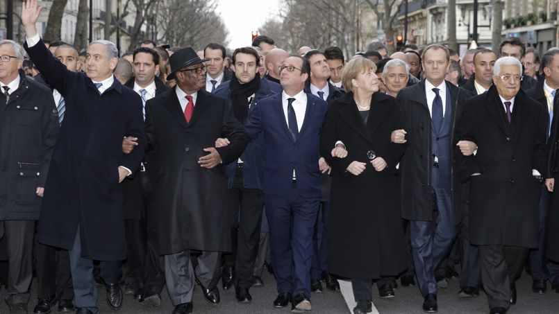 HISTORIQUE. Peu après 15 heures ce dimanche 11 janvier, François Hollande a ouvert le rassemblement républicain boulevard Voltaire à Paris, trois jours après les attaques terroristes qui ont coûté la vie à 17 personnes. Le chef de l'Etat, entouré d'une cinquantaine de personnalités politiques, avait déclaré un peu plus tôt : «Paris est aujourd'hui la capitale du monde».
