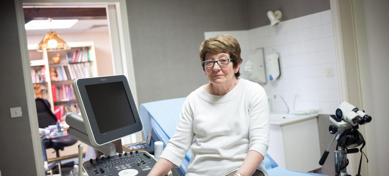 Faute de repreneur, le Dr Bernadette Perrot, gynécologue à Château-Gontier, a mis en vente son cabinet médical sur le site Le Bon Coin pour un euro symbolique.