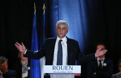 Selon les derniers sondages, la liste les Républicains-UDI-MoDem conduite par Hervé Morin  (notre photo) serait au coude-à-coude avec celle du secrétaire général du Front national, Nicolas Bay.