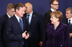 David Cameron et Angela Merkel, au premier plan, jeudi, à Bruxelles.