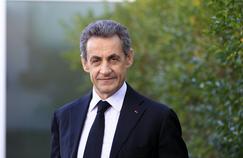 Nicolas Sarkozy a cent jours devant lui pour reconquérir l'opinion.