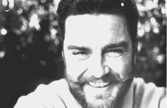 The Australian writer Kenneth Cook (1929-1987).