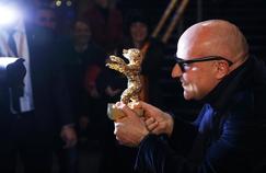 Adventurer filmmaker trained in the United States, Gianfranco Rosi assured to have "immersed" in the life of Lampedusa.