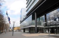 Avant le passage de 22 à 13 régions, c'est le Nord Pas-de-Calais, dont on voit ici l'Hôtel de la région à Lille, qui était le plus endetté.