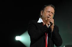Avec 287.323 exemplaires écoulés en sept jours, le nouvel album de Renaud, paru vendredi dernier, a battu le record de ventes d'un album sur une première semaine depuis «plus de dix ans».