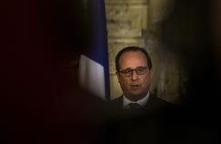 Plus les sondages prédisent l'élimination de François Hollande et plus les électeurs se détournent de lui.