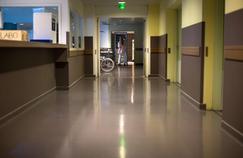 Avec la suppression du jour de carence par le gouvernement Ayrault en 2013, l'absentéisme dans les hôpitaux a retrouvé ses niveaux d'avant 2012.