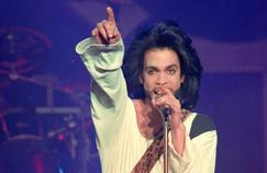 Le musicien Prince a été retrouvé mort le 21 avril dans sa résidence de Paisley Park, située près de sa ville natale de Minneapolis, dans le Minnesota. Une enquête est toujours en cours pour déterminer les causes de son décès.